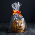 Dynia z czekolady na Halloween z orzechami w czekoladzie - 250g – zdjęcie 2