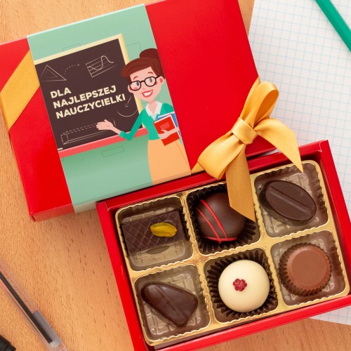 6 klasyczncze nauczycielka.jpg