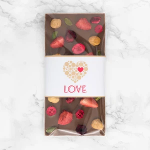 Czekolada z napisem "LOVE" serce